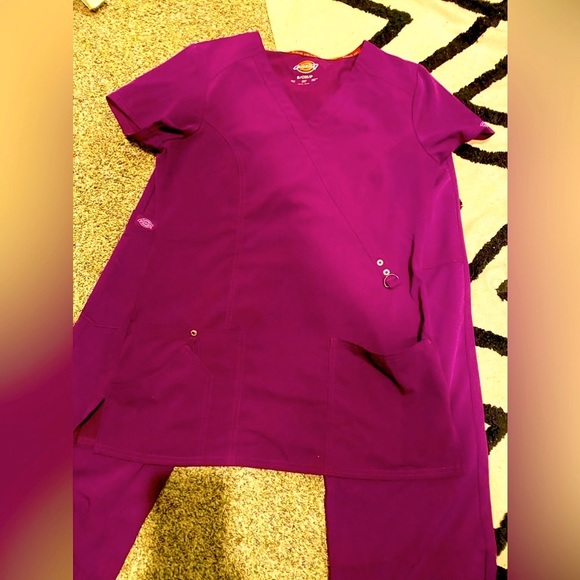 NWT Dickies Scrub top and bottoms, Size Small/Tall - Picture 2 of 12